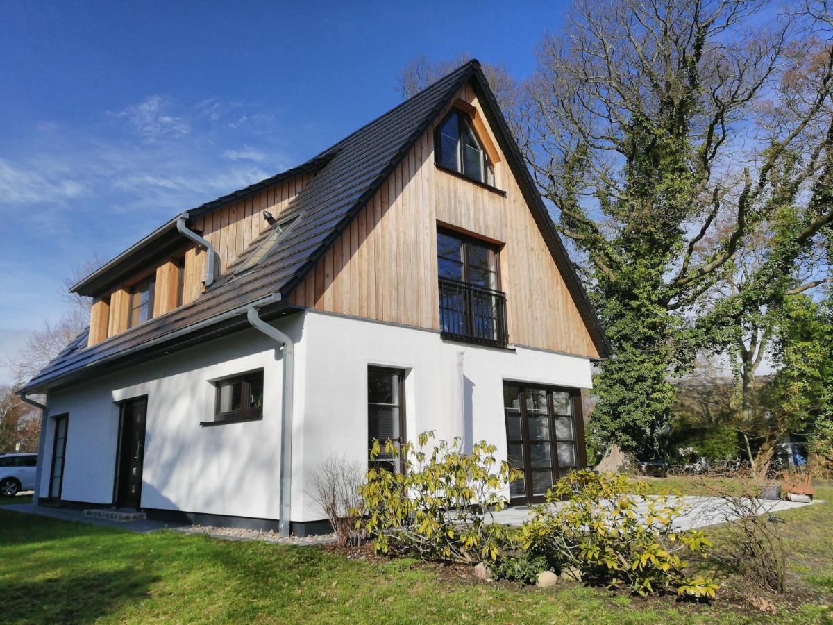 Darsser Strandgut - Haus Ahrenshooper Holz Exterior foto